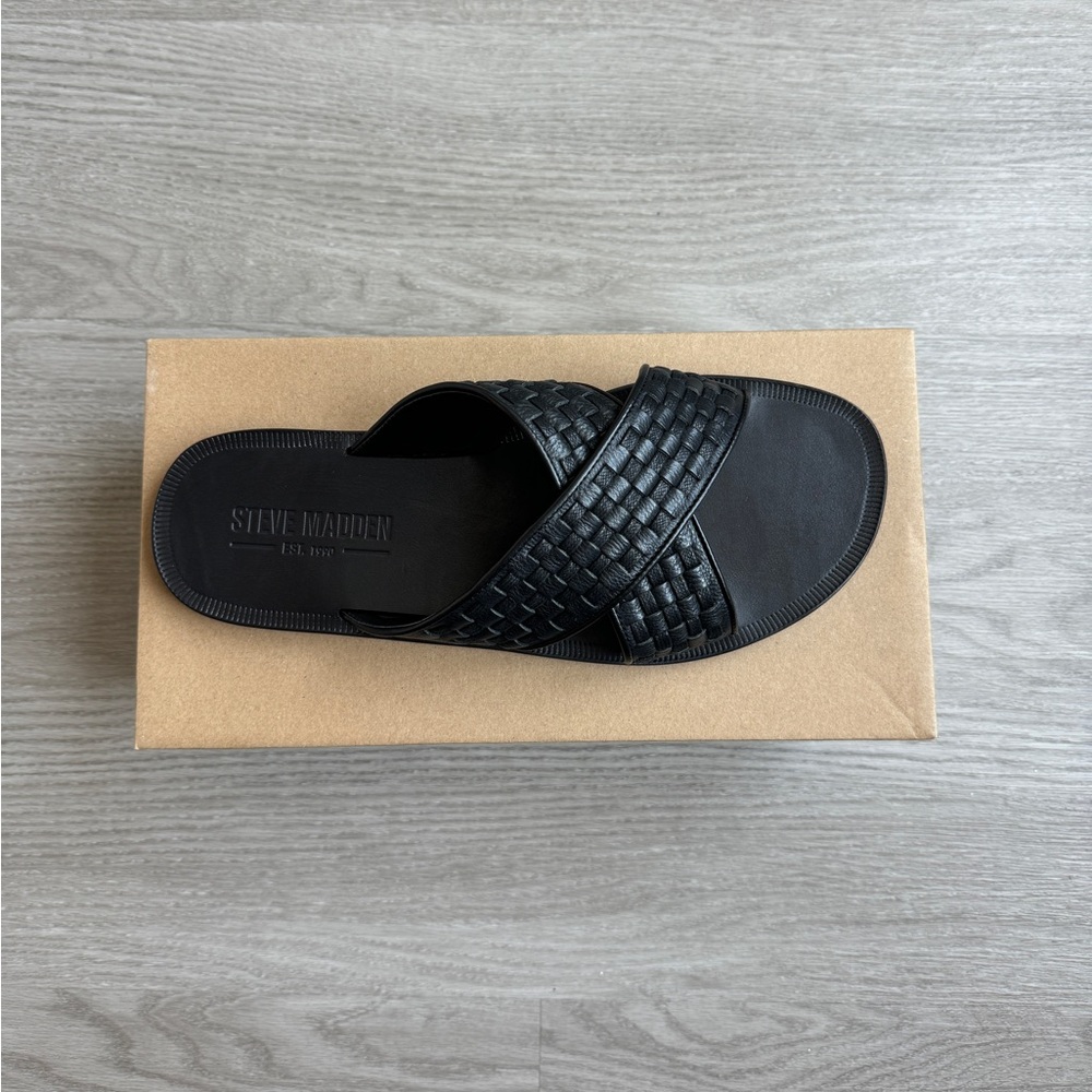 Black leather sandals
